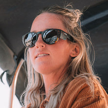 Load image into Gallery viewer, Cruisers Brown Polarised Sunglasses