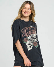 Load image into Gallery viewer, FREEDOM FOREVER WOMENS OVERSIZED TEE