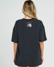 Load image into Gallery viewer, FREEDOM FOREVER WOMENS OVERSIZED TEE