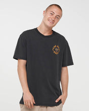 Load image into Gallery viewer, FANGING KEG | SS TEE - WASHED BLACK