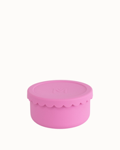 Load image into Gallery viewer, MontiiCo Silicone Scallop Bowl