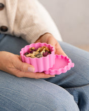 Load image into Gallery viewer, Silicone Scallop Tub Floss