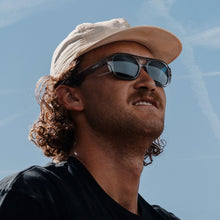 Load image into Gallery viewer, Skylines Graphite Frame Grey Polarised Lens