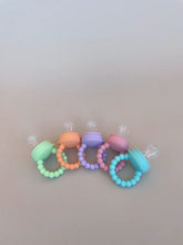 Load image into Gallery viewer, SILICONE FEEDER/TEETHER