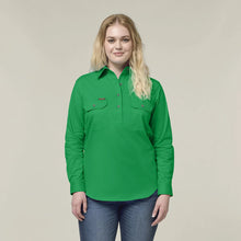 Load image into Gallery viewer, Womens Heritage Closed Front Drill Shirt - Green