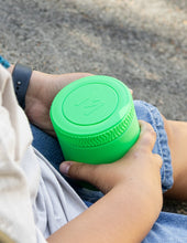 Load image into Gallery viewer, MontiiCo Insulated Food Jar - Apple
