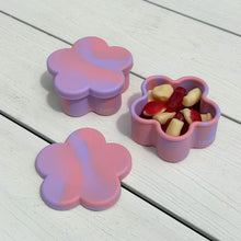 Load image into Gallery viewer, Flower box
