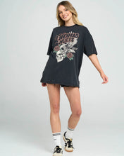 Load image into Gallery viewer, FREEDOM FOREVER WOMENS OVERSIZED TEE
