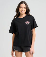 Load image into Gallery viewer, THE SEA CAPTAIN WOMENS SS TEE
