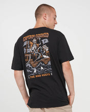 Load image into Gallery viewer, PLANK CAPTAIN COOKED | SS TEE - BLACK

