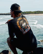 Load image into Gallery viewer, FANGING KEG | SS TEE - WASHED BLACK
