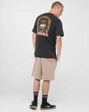 Load image into Gallery viewer, FANGING KEG | SS TEE - WASHED BLACK
