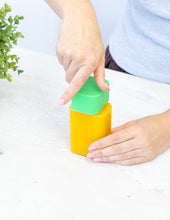 Load image into Gallery viewer, MontiiCo Bento Bottle - Apple
