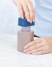 Load image into Gallery viewer, Bento Bottle
