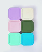 Load and play video in Gallery viewer, MontiiCo Silicone Feast Tub - Coastal
