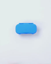 Load and play video in Gallery viewer, MontiiCo Snack Lunch Box - Blueberry
