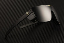 Load image into Gallery viewer, HEATWAVE PERFORMANCE QUATRO SUNGLASSES: Black
